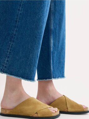 Everlane Suede Crossover Sandals Women's Size 8 Sand Tan NEW in Box Comfort